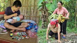 Father and son's life becomes more and more miserable without their mother by their side.