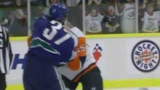 Andy Sutton vs Rick Rypien Sep 14, 2009