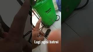 NGECARGER TANGKI SPRAYER KANEDA//WP.PERTANIAN