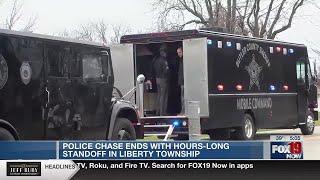 Police chase ends with hours-long standoff in Liberty Township