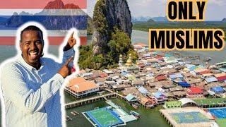 Jasiiraddan waxaa loo oggol yahay Muslimiinta oo keliya  Floating Village Thailand