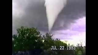 Douglas, ND Tornado 7-22-1993 (silent video)