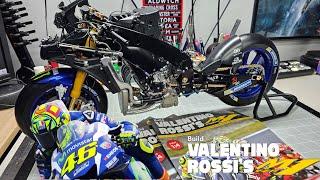 Build Valentino Rossi's YZR-M1 Motorcycle - Pack 16 & 17 - Stage 74-82
