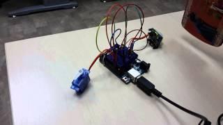 PIR motion sensor + Arduino + servo motor