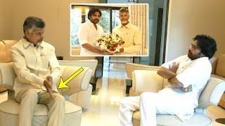 Janasena Chief Pawan Kalyan Met Chandrababu Naidu At His Residence | TDP | News Buzz
