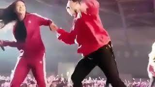 Song Ji Hyo & Yang Se Chan Spotted Dancing Happily at Taiwan FanMeeting