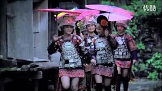 雷艳 Lei Yan - 《天下苗家》 World Hmong/Miao (Hmoob Hauv Ntiaj Teb) MV