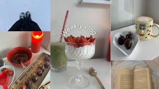 weekly vlog: work, strawberry matcha, chocolate covered strawberries & nature walk| weekly vlog