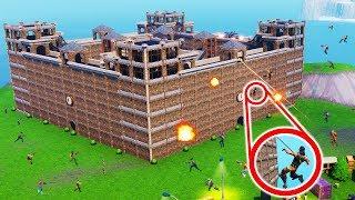 DEFENDING THE CASTLE AGAINST AN ARMY! In Fortnite Creative | w/ Lazarbeam, Vikkstar123 and AlexAce