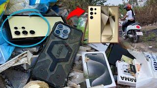 What?? Samsung Galaxy S24 Ultra & iPhone 15 Pro Max in the Landfill