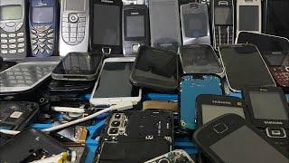 “Phone repair skills” مجموعة إصلاح الهواتف الذكية est en direct !