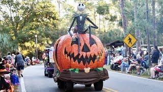 Disney's Fort Wilderness Halloween Golf Cart Parade 2018 w/ Pirate Chip & Vampire Dale, Disney World