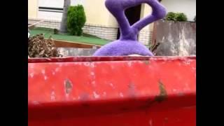 Tinky Winky escapes