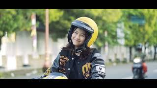 Video Cewek Cantik Dengan Vespa Matic Cinematic - AM Film