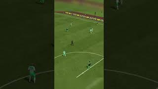 The phenomenon Ronaldo Nazario score with finesse shot #easfcmobile #fifamobile #myfc #futicons