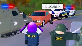 Super Slow Police Chase Could've Ended BAD! He Had Bombs In His CAR! (Roblox)