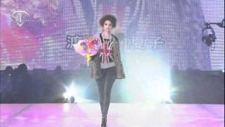 fashiontv | FTV.com - TOKYO GIRLS COLLECTION F/W 10-11 AT SAITAMA SUPER ARENA (AG