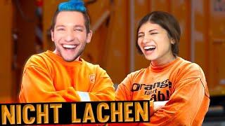 NICHT LACHEN Challenge aus der MÜLLTONNE (Rezo und Mahluna)