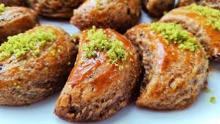  Baklava lezzetinde ay tatlısı CEVİZLİ AY TATLISI /kıyır kıyır ay tatlısı  #aytatlısı