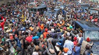 President Ruto forced to prematurely end his Mathare rally as residents keep heckling their MP!!