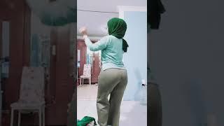 Tiktok Hijab Goyang Bokong Menggoda #shorts