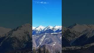 У меня из окна видно вот такие горы! Caucasus Mountains! #russia #россия #путешествие