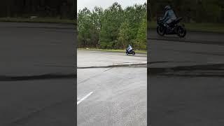 Riding the 400 in a parking lot