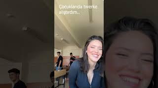 SADECE TWERK ATACAKTIM.... #lise #liseli #turkey #türkiye #okul #dans #vlog