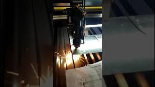 DTC lasers cutting stainless steel