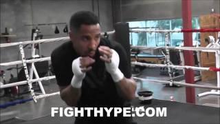 ANDRE WARD DISPLAYS TECHNIQUE AND FOOTWORK AS HE SHADOWBOXES AHEAD OF SULLIVAN BARRERA CLASH