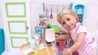 Baby Dolls Cooking Cake in the Kitchen - Play Toys