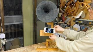 Wooden smartphone speaker with Tensegrity structure　テンセグリティによるふわふわスマホラッパ