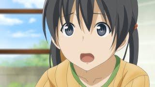 انمي Flying Witch تشيناتسو فتاة لطيفة وهي الأخت الصغرى لكي كوراموتو