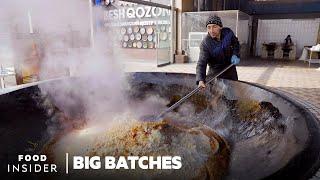 How 350 Kilogram Batches Of Plov Rice Pilaf Are Cooked Daily In Uzbekistan | Big Batches