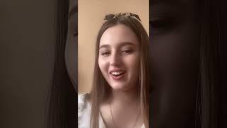 “Lady who have a super beautiful face” Felize periscope vlog2