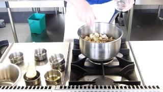 Cours de cuisine: Champignons à la Grecque