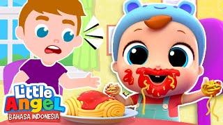 Lihat, Aku Bisa Makan Sendiri! | Kartun Anak | Little Angel Bahasa Indonesia