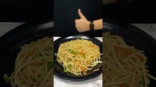 Hakka Noodles ASMR Cooking || #shorts #food #cooking #asmr #indianasmrworld #hakkanoodles