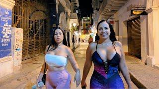  Cartagena Nightlife District 4K - Hot Colombian Girls After Midnight 1 AM