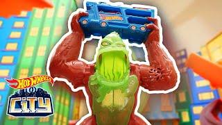 TOXIC GORILLA DESTROYS HOT WHEELS CITY!  | New News | Hot Wheels