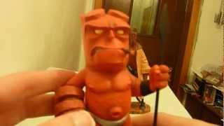 Spooktober Reviews: Hellboy Jr & Classic Comic Characters Hellboy Figure