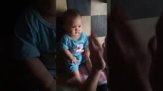 Baby Aisyah Lagi Santai Bareng Ayah