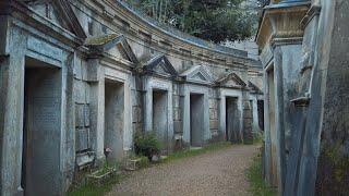 HIGHGATE CEMETERY Eerie London Walk  East & West incl. Famous Graves