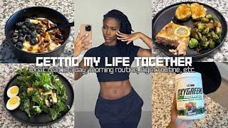 GETTING MY LIFE TOGETHER | what i eat in a day, morning routine, night routine, skin care, etc.