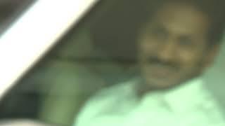 AP CM YS Jagan Convoy visuals from Tadepalli party office to Gannavaram Airport