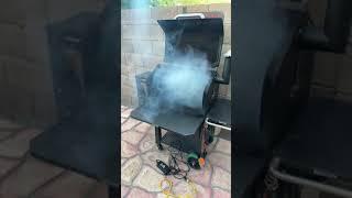 DOES IT SMOKE!!!!  GREEN MOUNTAIN GRILLS DANIEL BOONE PRIME