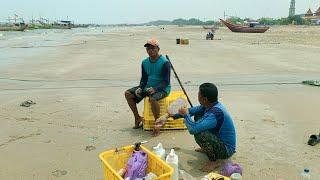 Gak Melaut Karena Lagi Dandan Kapal Di Pantai Pandangan - Vlog Nelayan Story