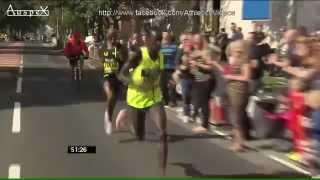 Mo Farah wins 2014 Bupa Great North Run