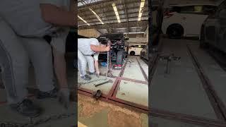 Pulling the car wheel arches #repaircar #automechanic #automobile #otomotif #mecanic #car #diy