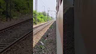 train ki video ghaziabad station ki video train ki patri ki video #train #travel  #viral #trending